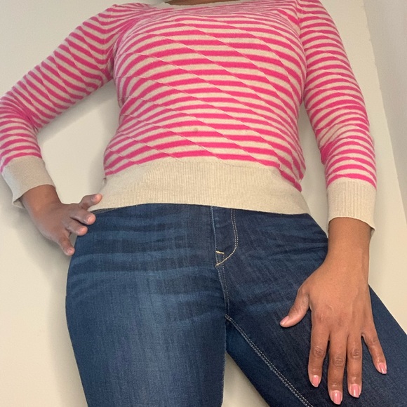Pink and Tan GAP sweater. - Picture 2 of 5